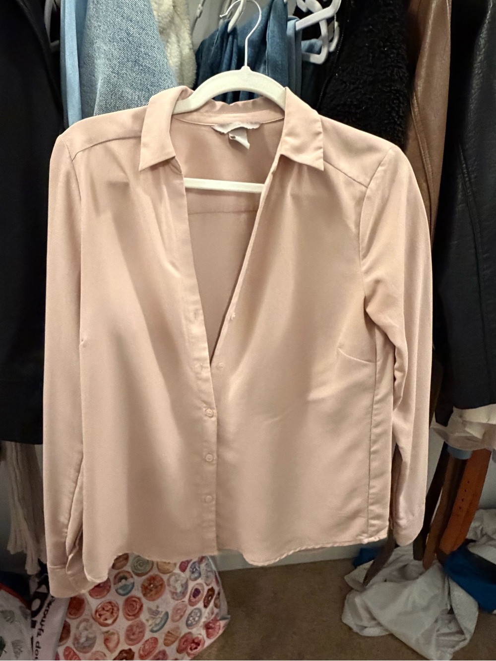 H&M Pale Blush Button-Front Collared Blouse